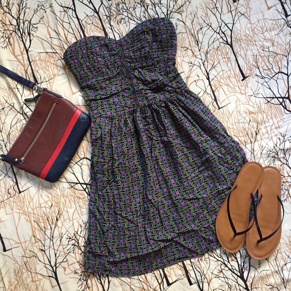 Multicolor Print Strapless Sun Dress with Pockets!